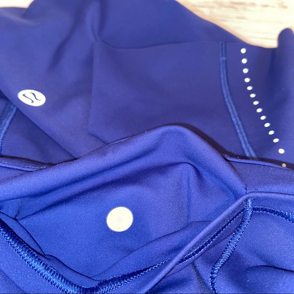 Blue Lulu Lemon Leggings - Picture 3 of 5